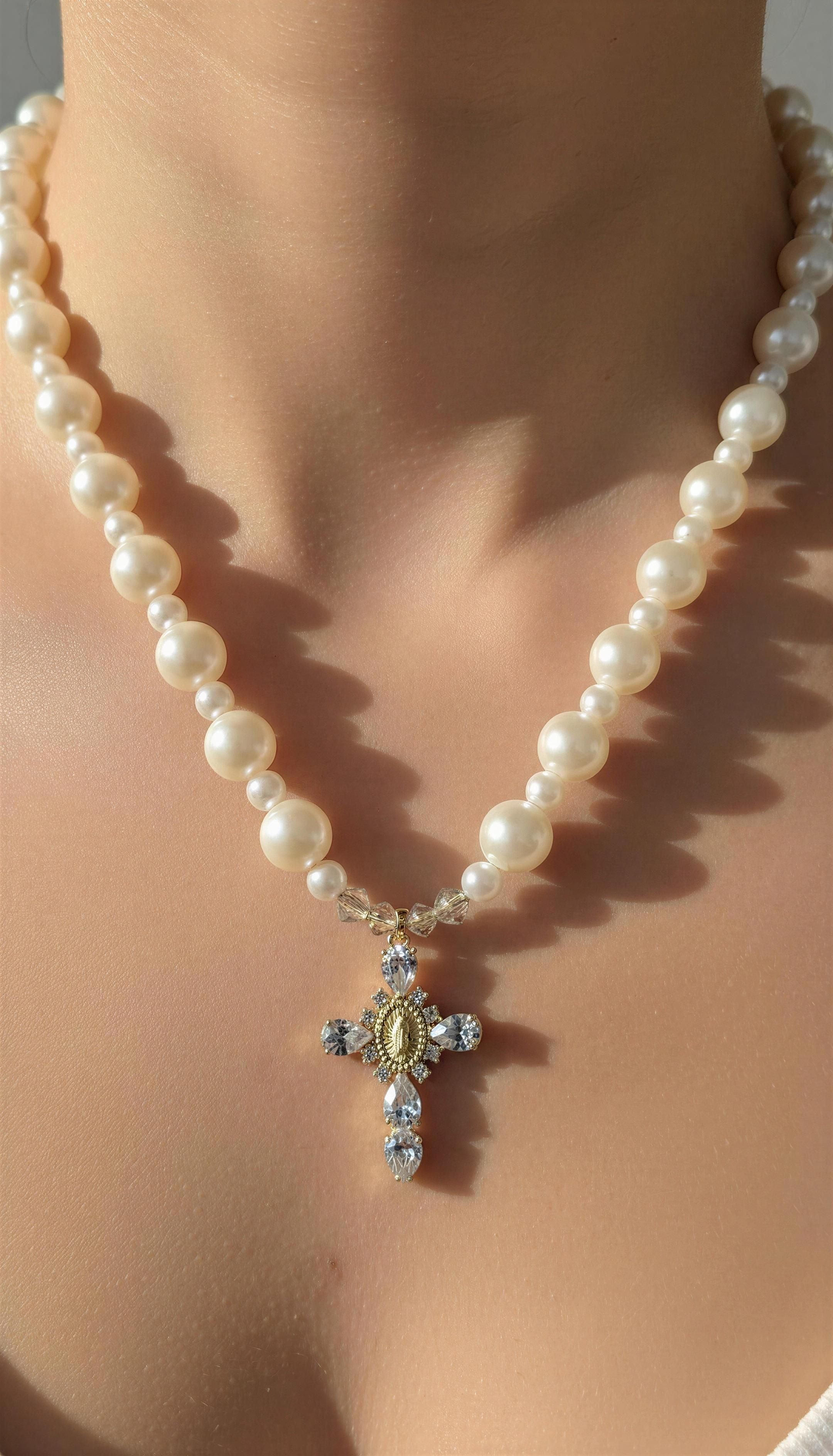 HANDCRAFTED PEARL NECKLACE WITH CRYSTAL CROSS
